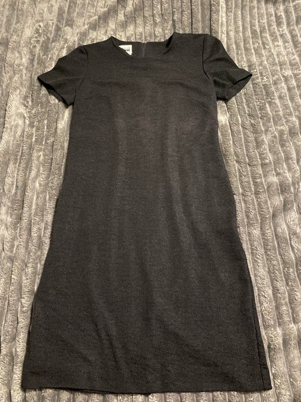 Leslie Fay Dresses Simple Black Short Sleeve Shift Dress